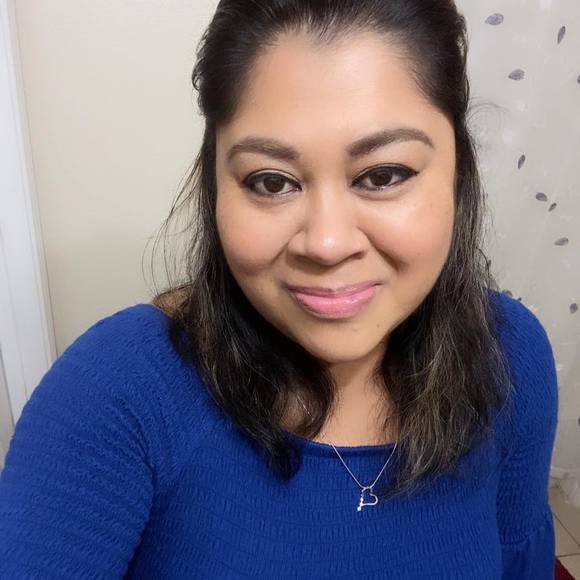 Meet your Posher, Elizabeth - Picture 1 of 1